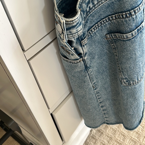 H&M Light Wash Denim Shortall Dress - Picture 4 of 6